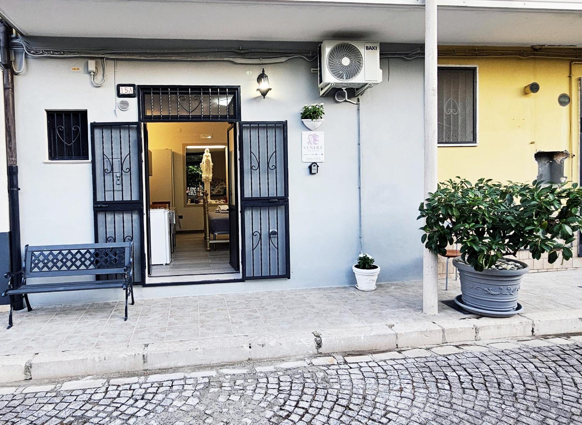 Casa Vacanze Vener - Venosa Exterior foto